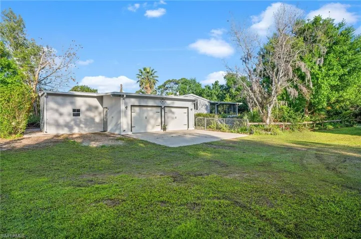 6350  Longhorn  TRL, Fort Myers, FL 33905