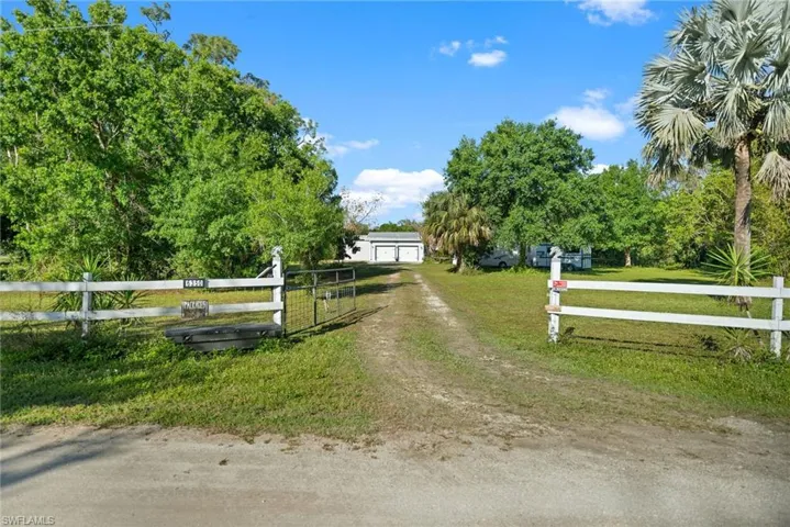 6350  Longhorn  TRL, Fort Myers, FL 33905