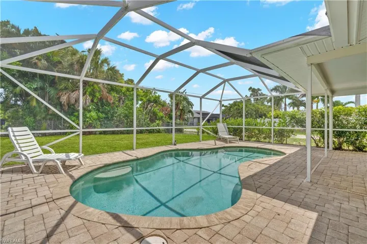 1121 Se 36th St, Cape Coral, Florida 33904