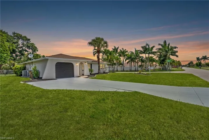 1121 Se 36th St, Cape Coral, Florida 33904