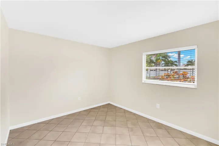 1121 Se 36th St, Cape Coral, Florida 33904