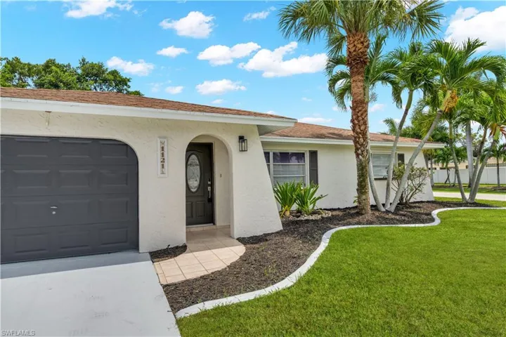 1121 Se 36th St, Cape Coral, Florida 33904