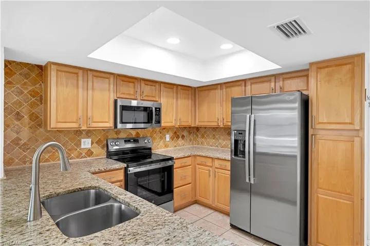 1121 Se 36th St, Cape Coral, Florida 33904