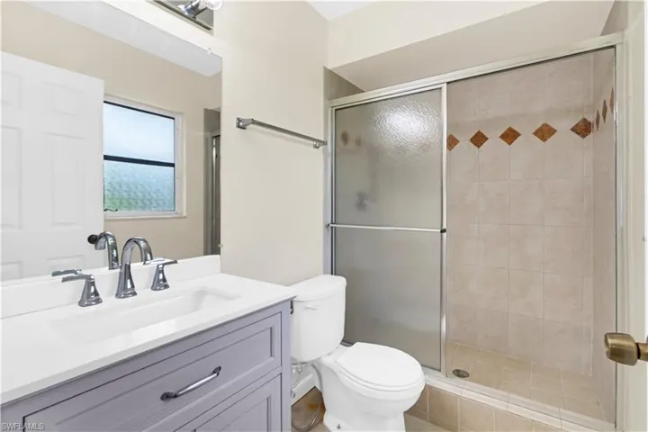 1121 Se 36th St, Cape Coral, Florida 33904