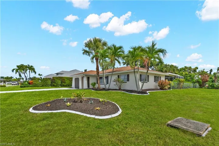 1121 Se 36th St, Cape Coral, Florida 33904