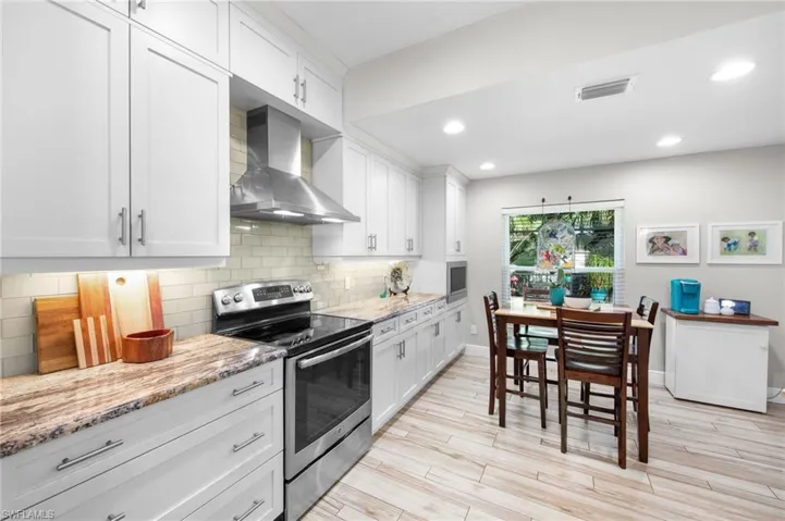 535  Durion  DR, Lehigh Acres, FL 33974