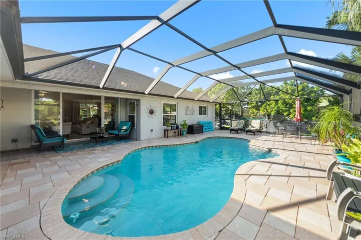 535  Durion  DR, Lehigh Acres, FL 33974