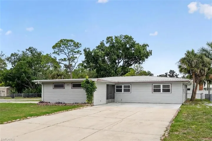 2505 Wood St, Sarasota, Florida 34237