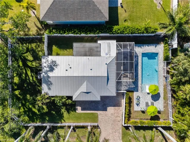 2270  Harbor  RD, Naples, FL 34104