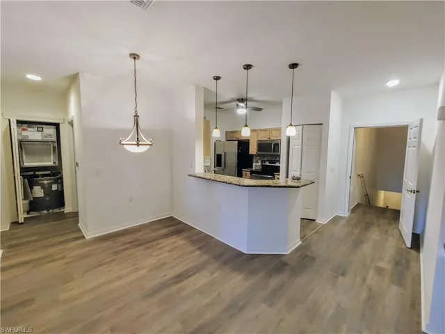 1794 Concordia Lake Cir 2607, Cape Coral, Florida 33909