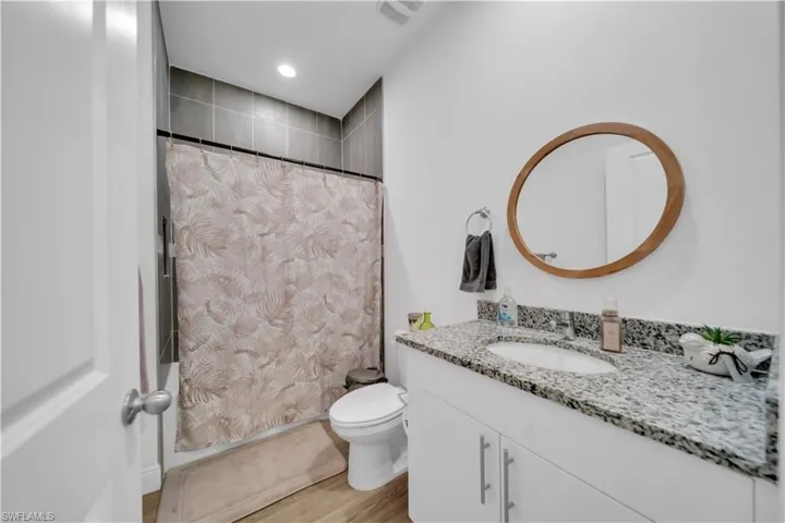 8031 Sandy Cir, Labelle, Florida 33935