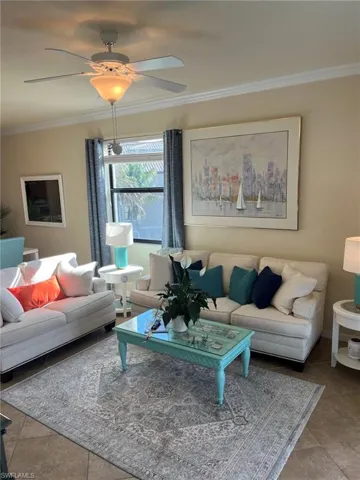 9826  Giaveno  CIR, Naples, FL 34113