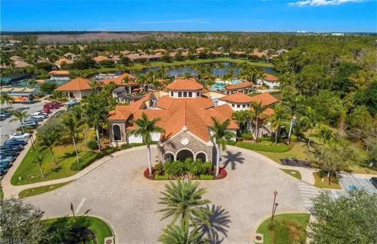 9826  Giaveno  CIR, Naples, FL 34113