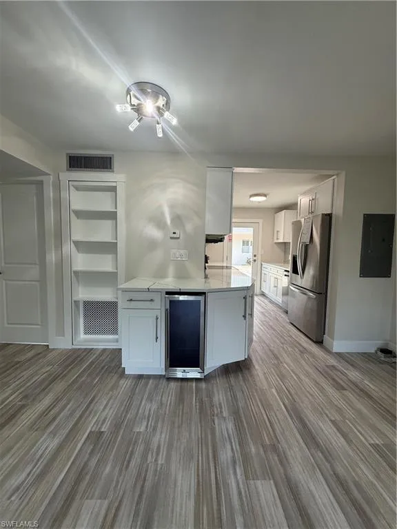 530 Broad AVE, Naples, FL 34102,225041439
