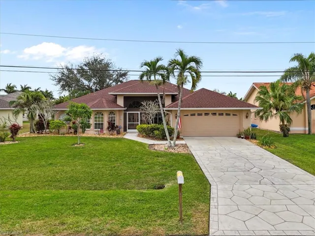 2508 Sw 25th St, Cape Coral, Florida 33904