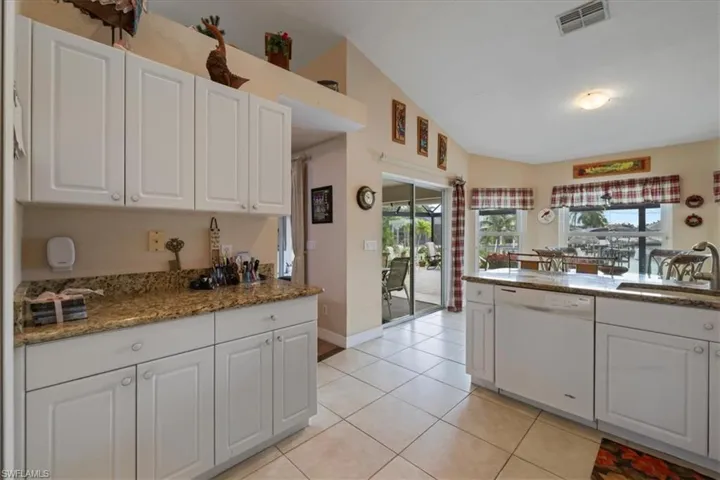 2508 Sw 25th St, Cape Coral, Florida 33904