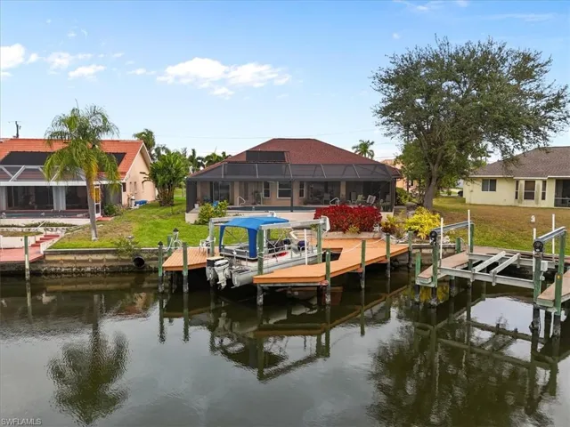 2508 Sw 25th St, Cape Coral, Florida 33904