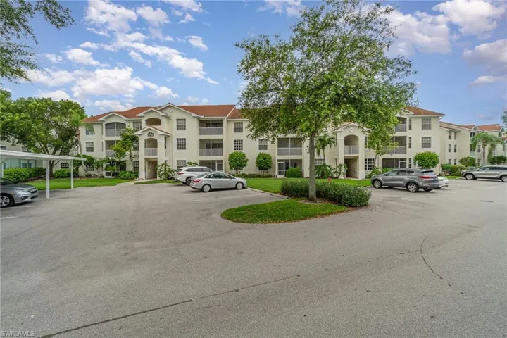 4710 Saint Croix Ln 217, Naples, Florida 34109