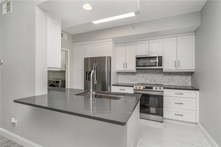 4710 Saint Croix Ln 217, Naples, Florida 34109