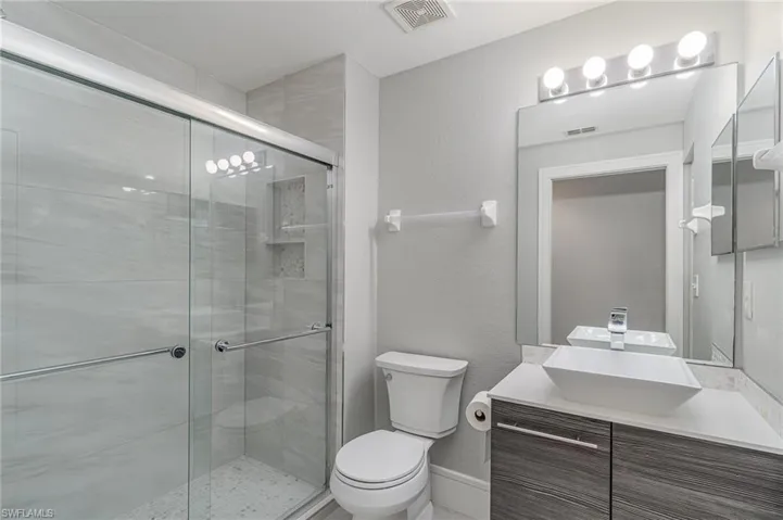 4710 Saint Croix Ln 217, Naples, Florida 34109