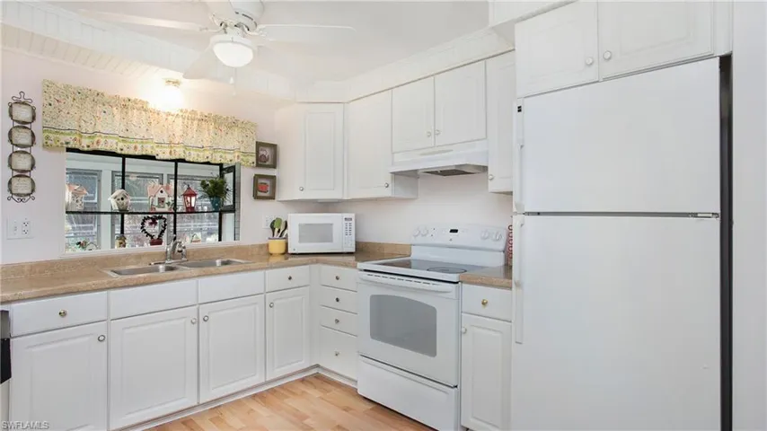 241  Indian Key  LN, Naples, FL 34114