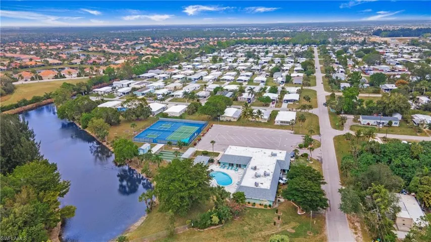 241  Indian Key  LN, Naples, FL 34114