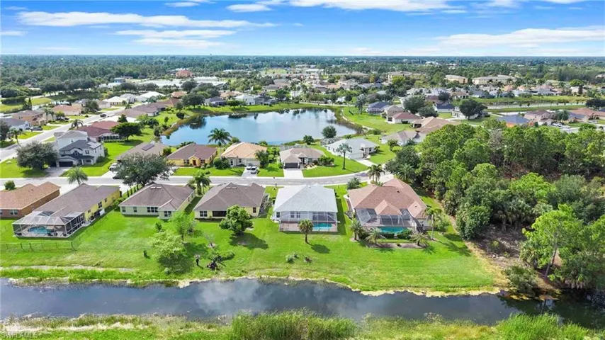 8031 Liriope Loop, Lehigh Acres, Florida 33972