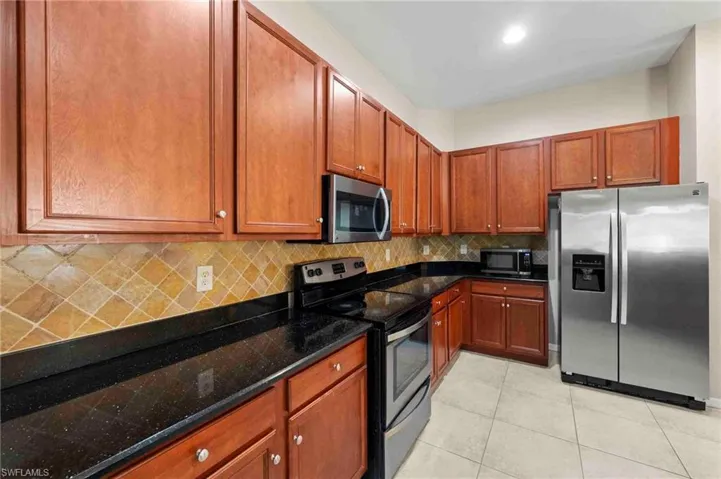 8031 Liriope Loop, Lehigh Acres, Florida 33972