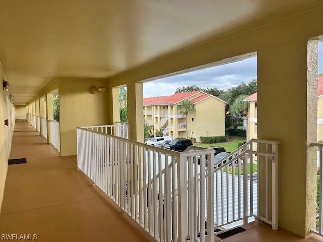 8274 Key Royal Cir 1036, Naples, Florida 34119