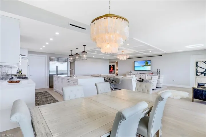 13915  Old Coast  RD, Naples, FL 34110