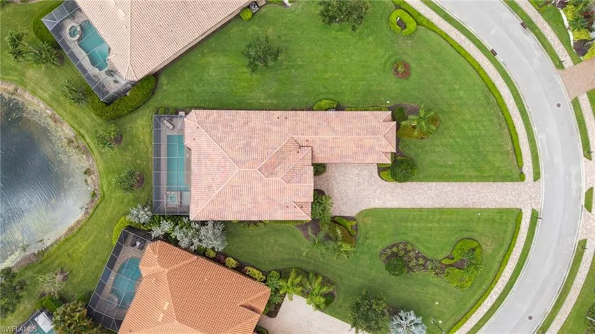 6347 Serano Way, Naples, Florida 34113