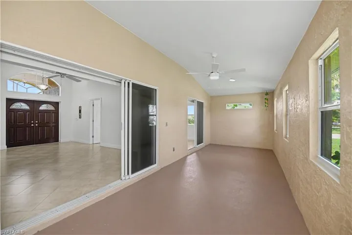 280 square feet of a newly constructed FLORIDA Room!