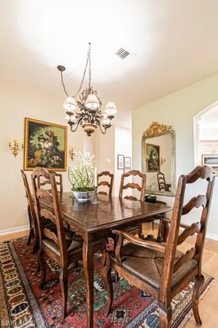 DINING ROOM AREA