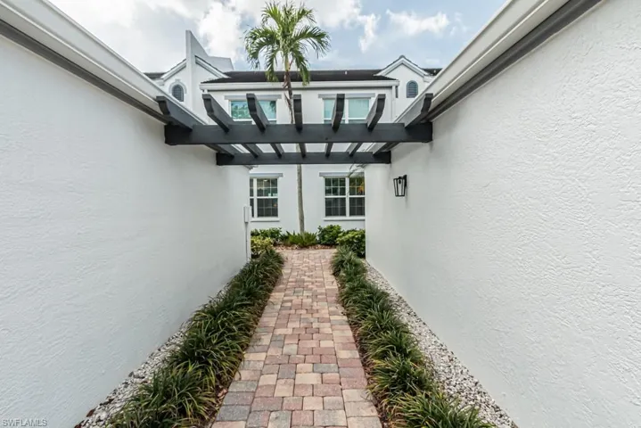 ENTRY TO CONDO