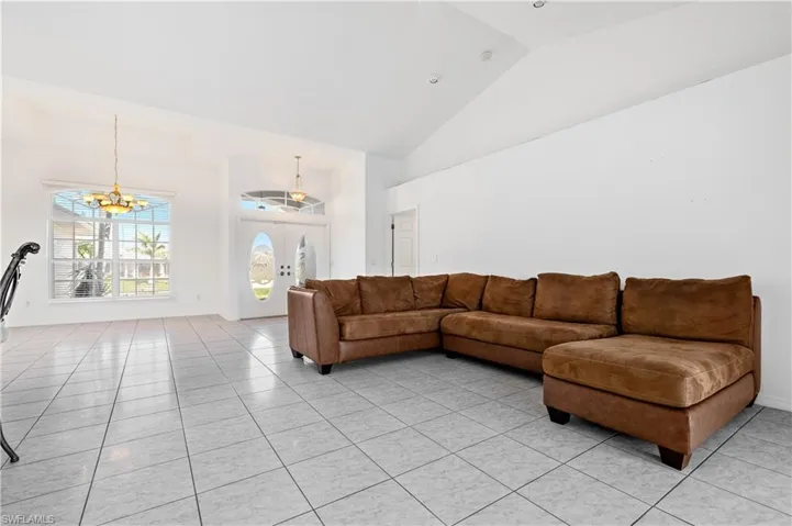 Lots of room for family and friends!