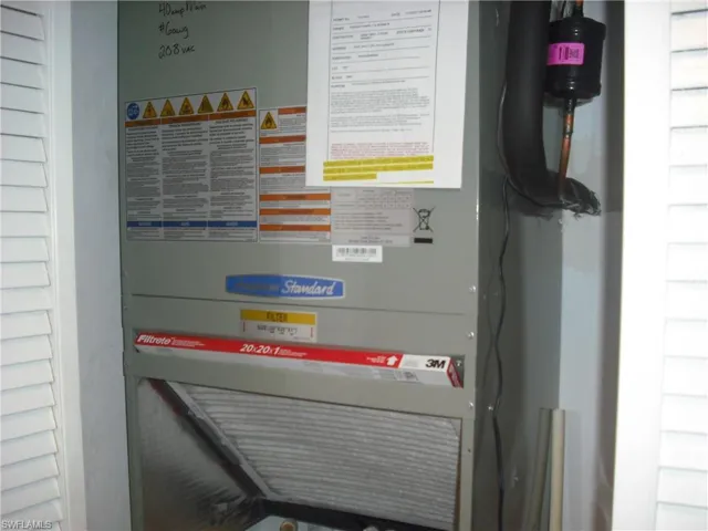 Utilities with heating unit