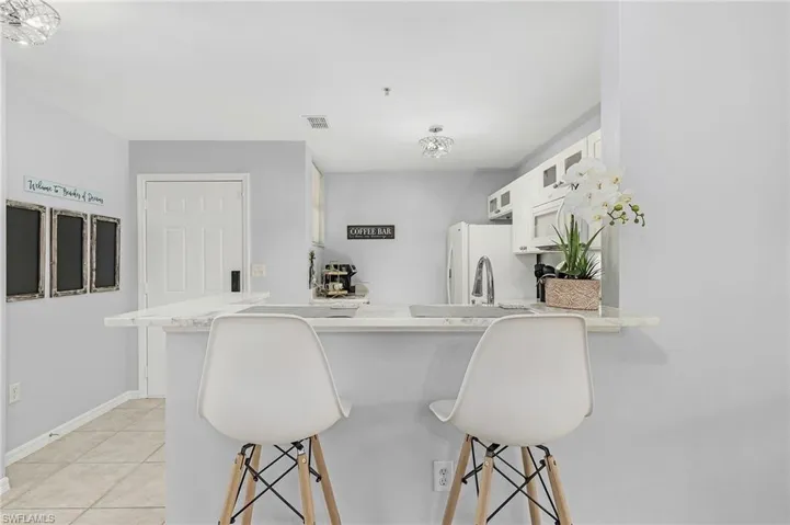 Breakfast bar