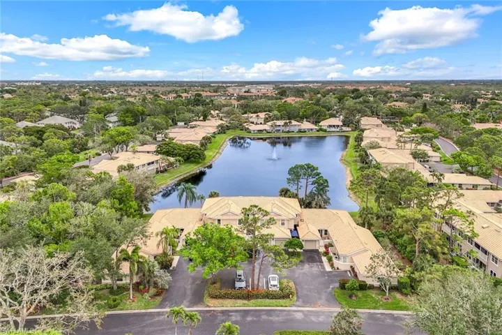 14980  Lake House  LN, Naples, FL 34110