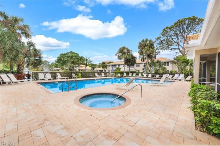 14980  Lake House  LN, Naples, FL 34110