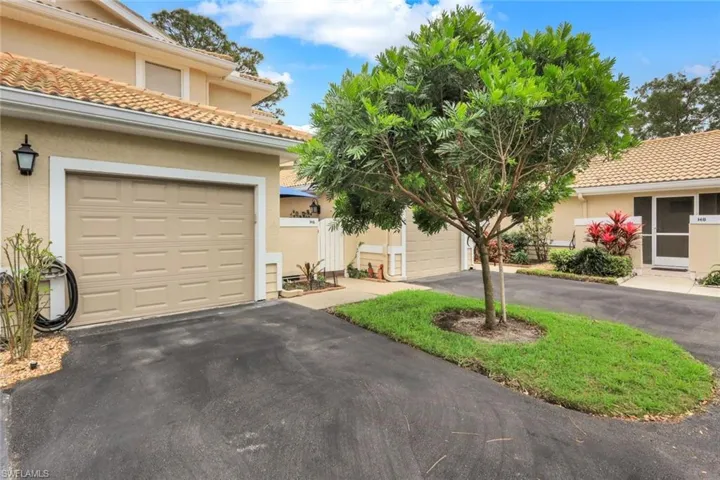 14980  Lake House  LN, Naples, FL 34110
