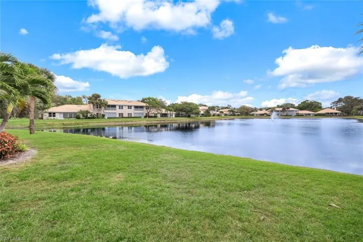 14980  Lake House  LN, Naples, FL 34110