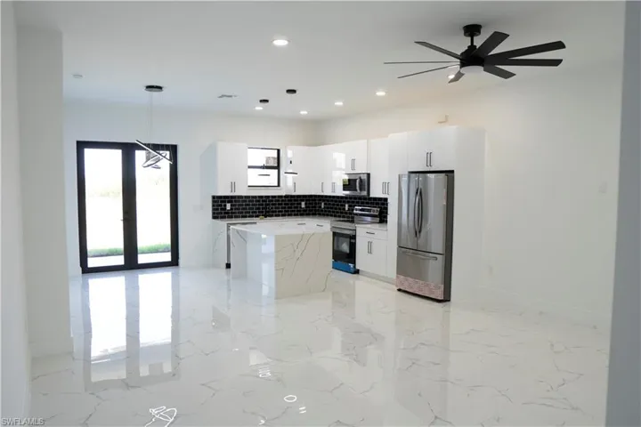 2436/2438  Venice N AVE, Lehigh Acres, FL 33971