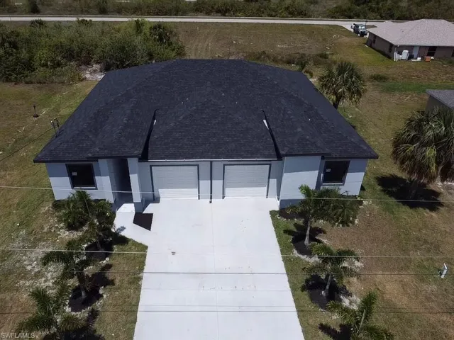2436/2438  Venice N AVE, Lehigh Acres, FL 33971