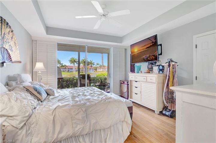 2345 Magnolia LN # 6701, NAPLES FL 34112