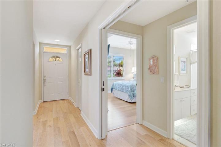 2345 Magnolia LN # 6701, NAPLES FL 34112