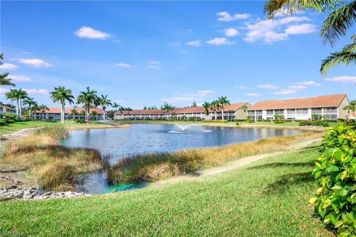 2345 Magnolia LN # 6701, NAPLES FL 34112