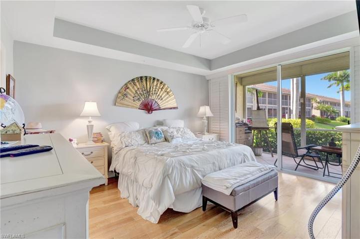 2345 Magnolia LN # 6701, NAPLES FL 34112