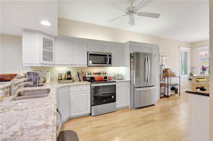 2345 Magnolia LN # 6701, NAPLES FL 34112