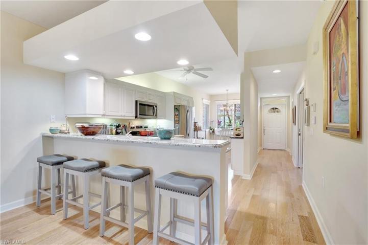 2345 Magnolia LN # 6701, NAPLES FL 34112