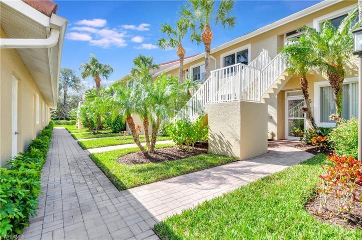 2345 Magnolia LN # 6701, NAPLES FL 34112